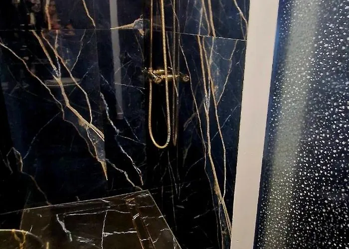 Jacuzzi Przy Plazy - *