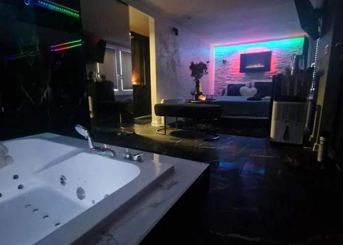 Jacuzzi Przy Plazy - *